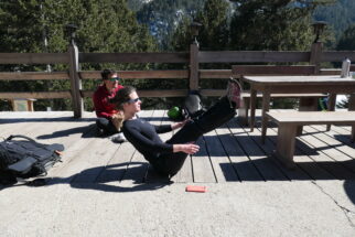 814 se zamotili z jogo